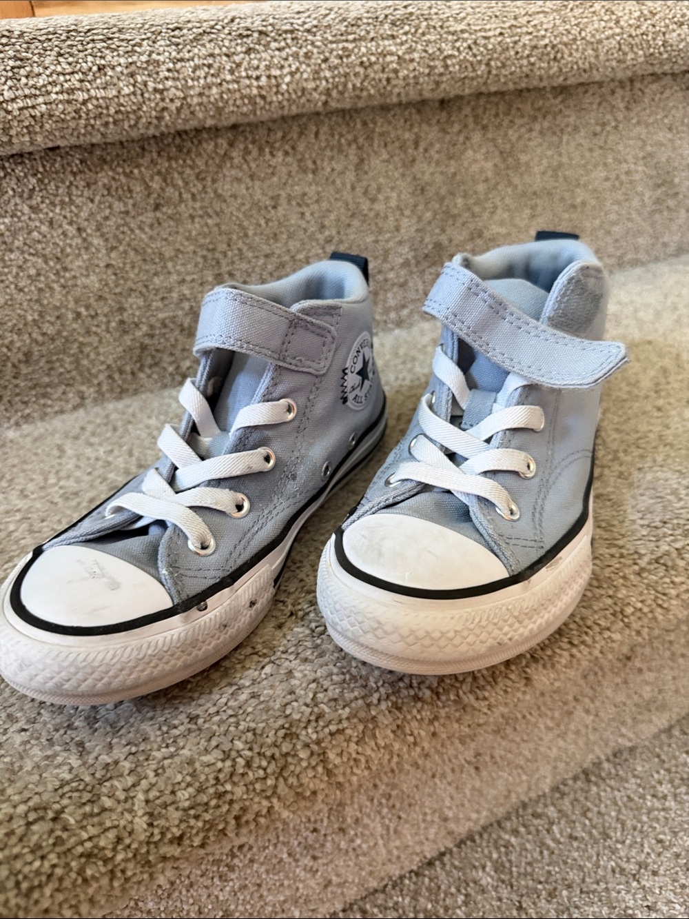 Kids Light Blue High-Top Sneakers Stretch Laces and Velcro Strap